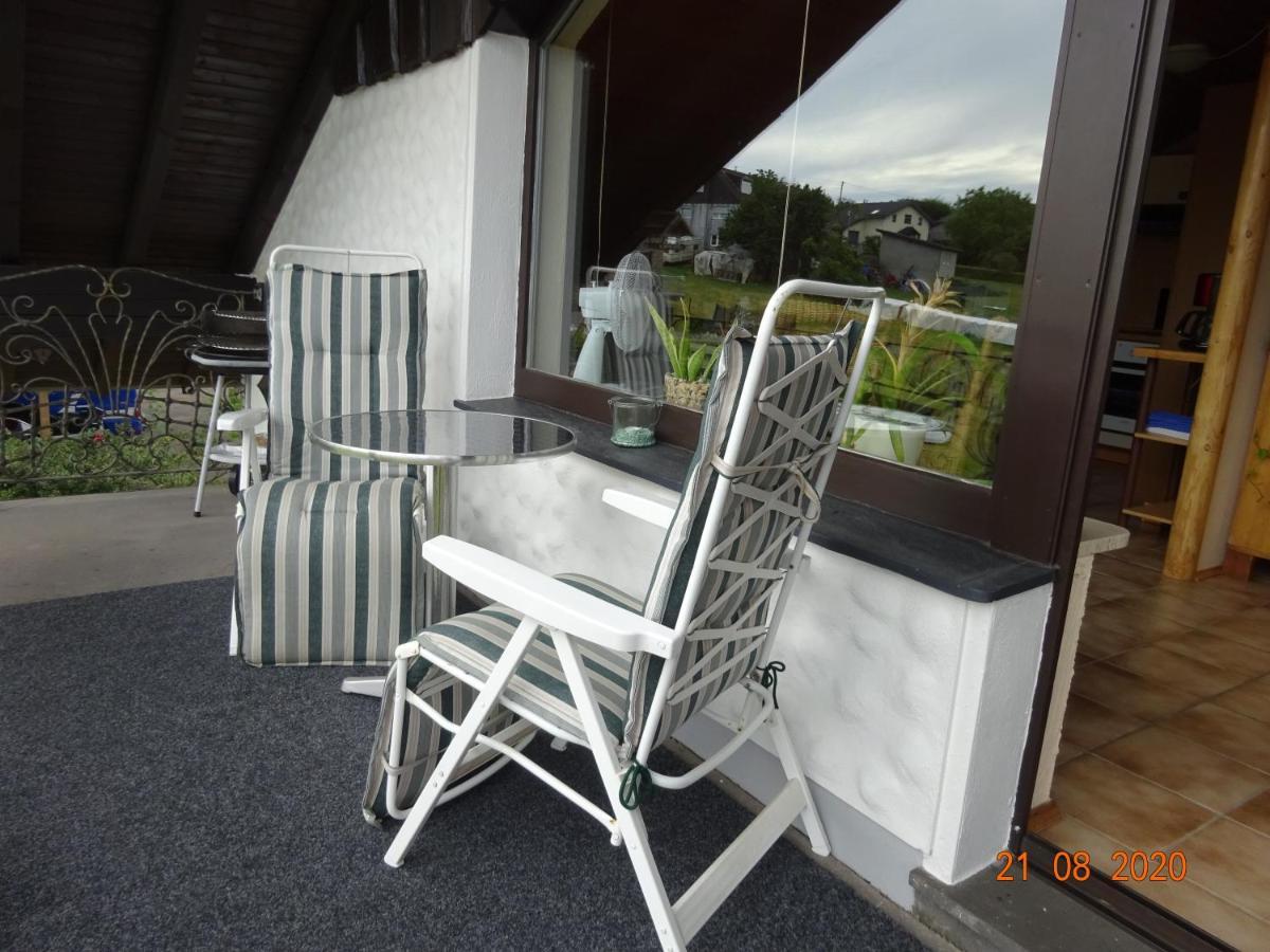 Ferienwohnung Lohrer Nideggen Bagian luar foto