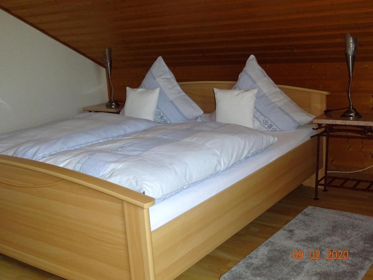 Ferienwohnung Lohrer Nideggen Bagian luar foto