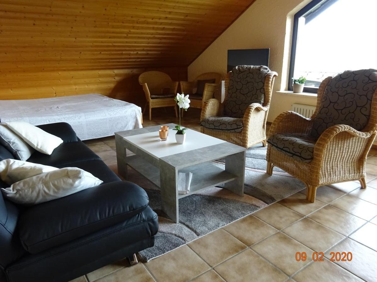 Ferienwohnung Lohrer Nideggen Bagian luar foto
